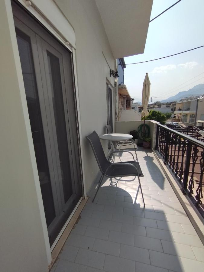 Sofia Apartment Makrýgialos Exterior foto
